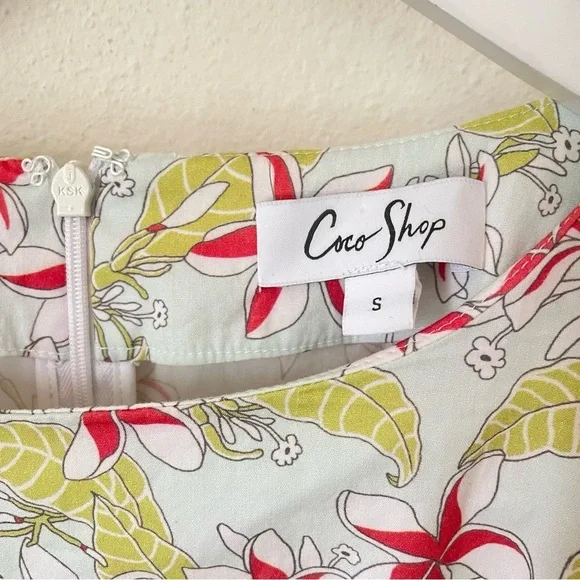 Coco Shop Floral Banded Mini Dress in Small - Picture 3 of 5